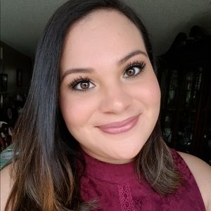 Meet your Posher, Victoria